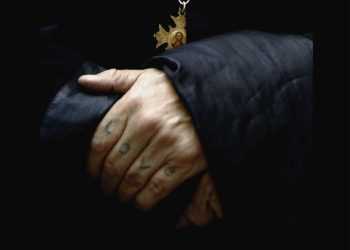 У Нідерландах католицьких священників звинувачують у сексуальних домаганнях