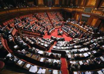 Опозиція в Італії відкидає пакет жорсткої економії