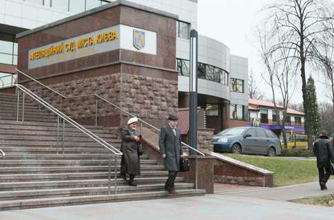 До Юлії Тимошенко більше не проходять прихильники