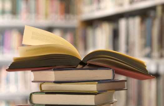 Книжковий шопінг українцям обходиться всередньому у 300-400 гривень