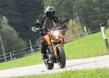 KTM набір прибув до Індії на виставку Auto Expo