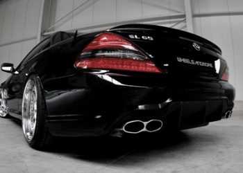 Компанія Mercedes-Benz не перестає дивувати своїх клієнтів