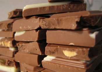 У Миколаєві виготовили метрову шоколадку