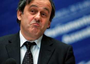 Платіні проти технічних нововведень у футболі