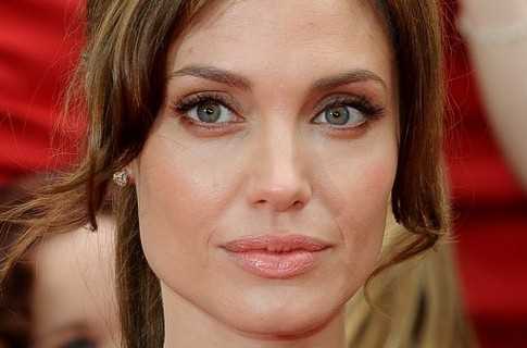 Американські продюсери нагородили стрічку Анджеліни Джолі