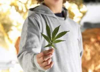 В ПТУ міліція перевіряла підлітків на причетність до вживання та збуту наркотиків