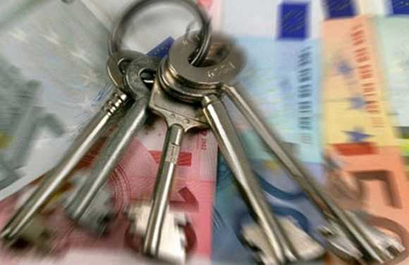 Навіть юристам важко розібратися як сьогодні проводити купівлю чи продаж квартири