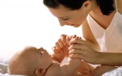 Кабмін відкличе законопроект про обмеження виплат по догляду за дитиною