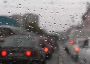 Гідрометеоцентр пророчить бурі з дощем