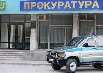 Результати перевірки прокуратури: в лікарнях та школах дітей годують простроченими продуктами