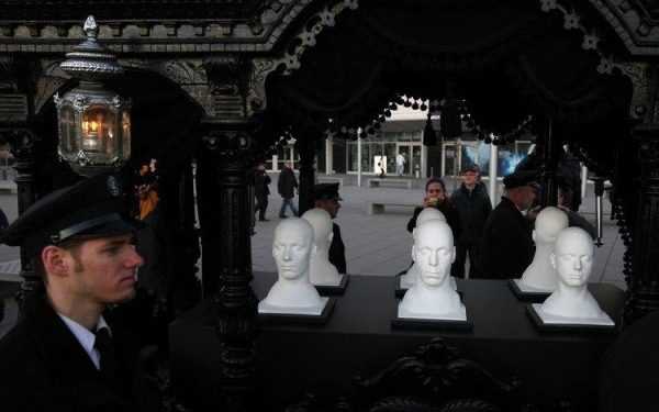 Учасники групи Rammstein влаштували своїм прихильникам сюрприз