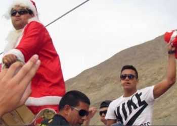 Санчес порадував дітей