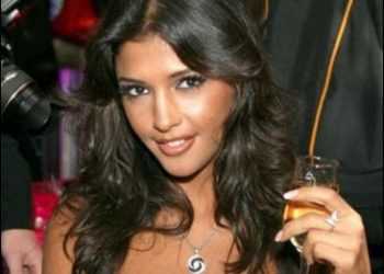 Санта Дімопулос може поїхати на “Євробачення” без “ВІА Гри”