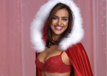 Ірина Шейк роздяглася заради Різдва