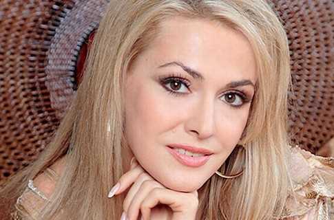 Сумскую выгнали из элитного бутика