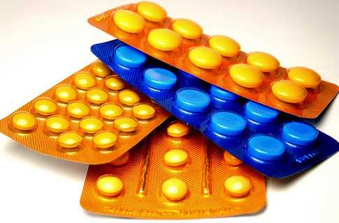 Янукович дал разрешение на ввоз в Украину незарегистрированных лекарств