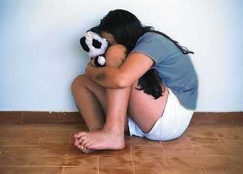 Батько шістьох дітей став ґвалтівником дівчинки через «оковиту»