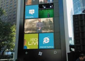 Живі телефони Microsoft