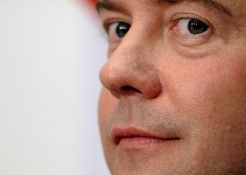 Медведев Ходорковского освобождать не собирается