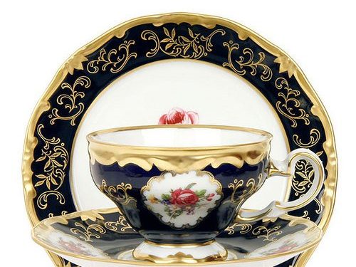 Фарфоровые сервизы (фарфор немецкий) в подарок женщине