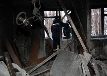 При монтаже натяжного потолка в Башкирии взорвался газовый баллон
