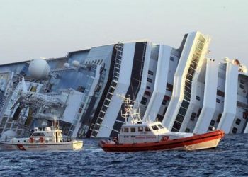 Капитана Costa Concordia отпустили после попытки суицида