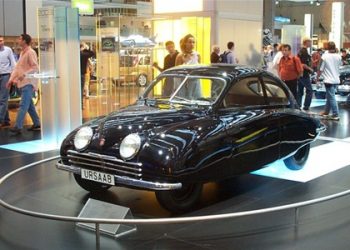 120 уникальных моделей Saab выставят на аукцион
