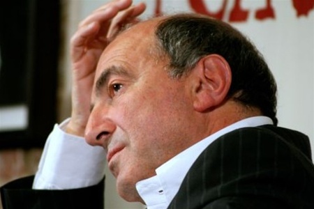 Через нестачу грошей бізнесмен розпочав низку судових процесів