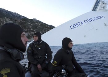 Экипаж Costa Concordia обманул береговую охрану