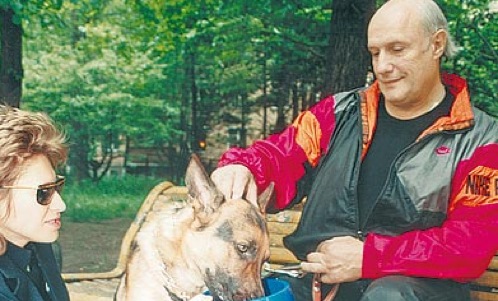 Пороховщиков сбежал от жены из-за шампанского