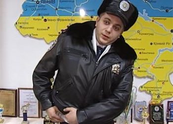 ГАИшникам закупили одежды почти на миллион гривен