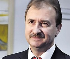 Замість обіцяних квартир київська влада надіслала багатодітним сім’ям… листівки