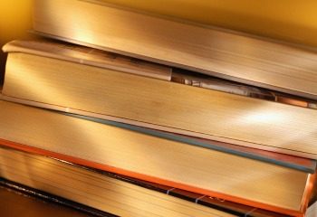 Самые продаваемые книги 2011 года по версии The Guardian