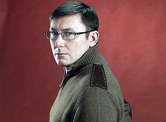 Юрию Луценко на суд вызвали скорую помошь