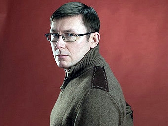 Юрию Луценко на суд вызвали скорую помошь