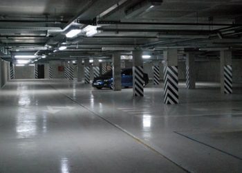 Парковочних місць вчетверо менше, ніж потрібно