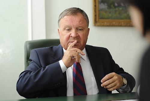 Главе ЦИК не хватает денег