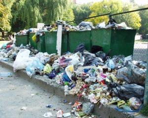 Жінок, знайдених на сміттєзвалищі, вбили за 200$