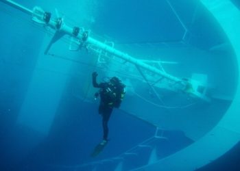 В затонувшей части Costa Concordia нашли тело 12-й погибшей пассажирки