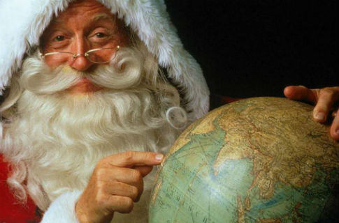 Дед Мороз на вертолете упал на площадь в Бразилии