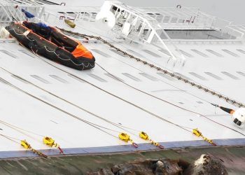 На борту Costa Concordia было 37 граждан Украины