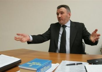Кузьмин просит адвокатов Луценко не чудить