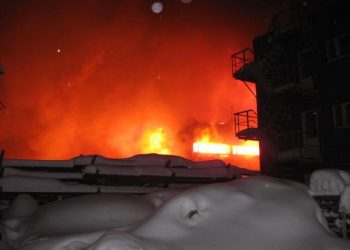 Пожар на складе бытовой техники в Свердловской области