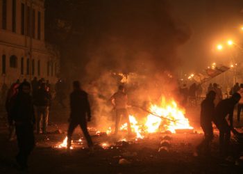 В результате новой волны беспорядков в Египте погибли два человека
