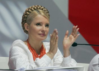 Тимошенко хотят вручить Нобелевскую премию за Оранжевую революцию
