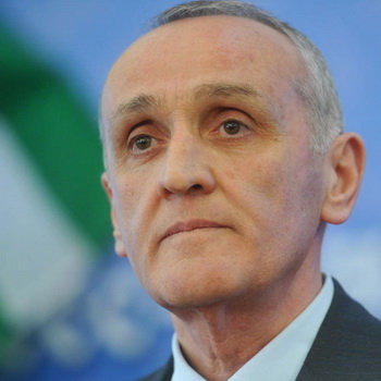 Главу Абхазии хотели убить