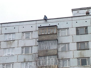 В Подмосковье две школьницы покончили с собой, спрыгнув с крыши многоэтажки