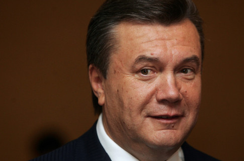 Янукович никак не нарадуется украинской ёлке в Ватикане
