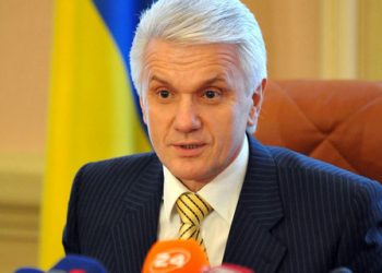 Литвин рассказал, как Ющенко не пускали в Раду