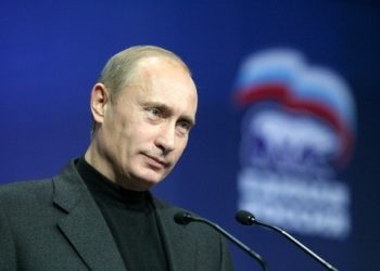 Путин лидирует в президентской гонке